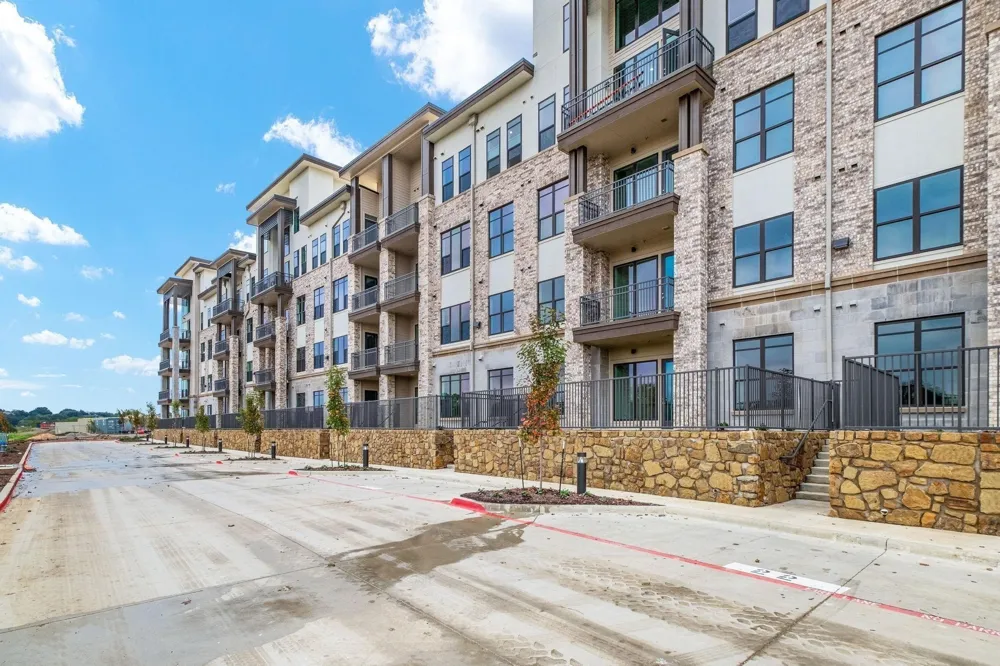 2700 Old Denton Road #3350 Carrollton, TX 75007
