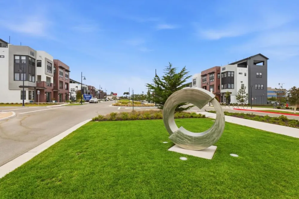 2720 Sand Dune Avenue Marina, CA 93933