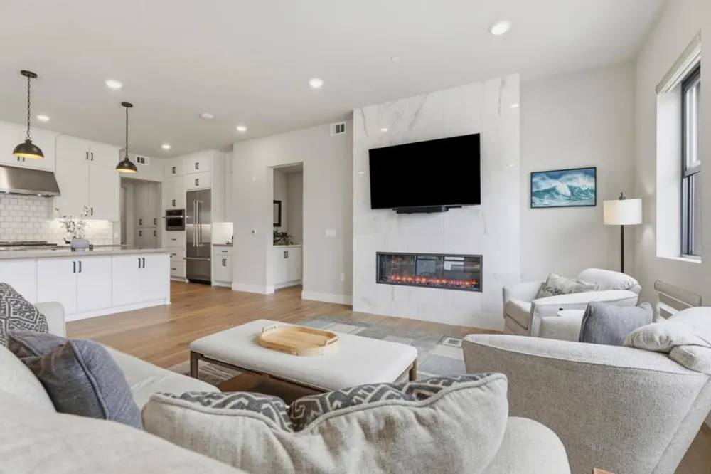 2720 Sand Dune Avenue Marina, CA 93933