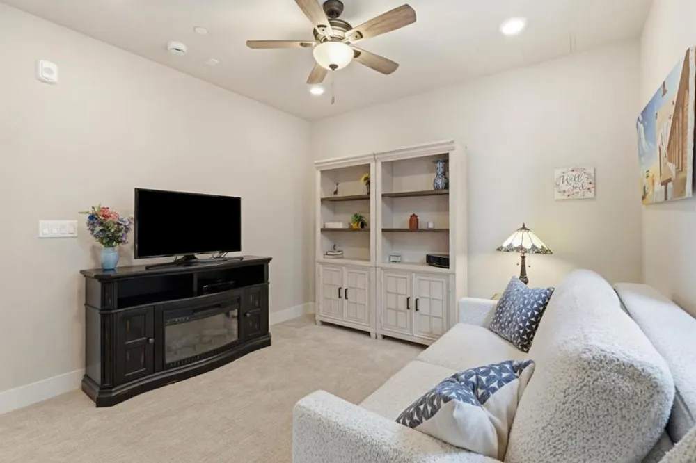 2720 Sand Dune Avenue Marina, CA 93933