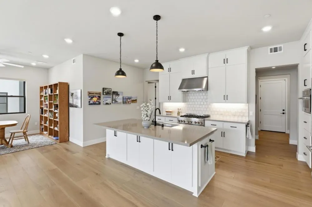 2720 Sand Dune Avenue Marina, CA 93933