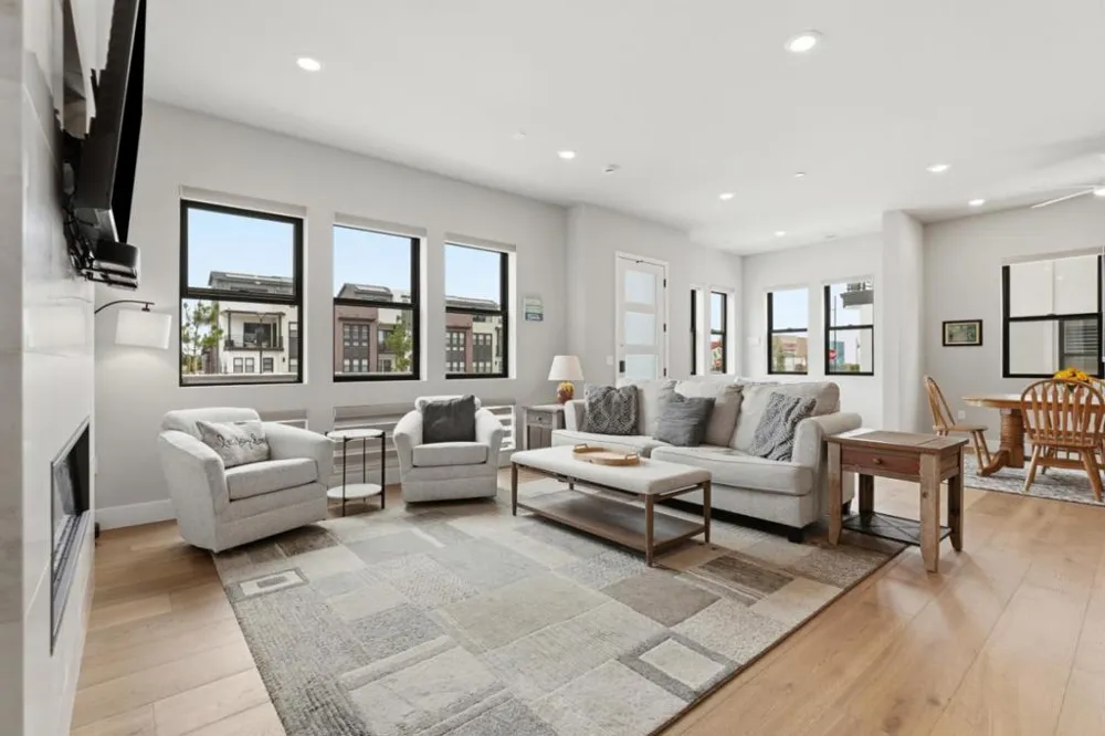 2720 Sand Dune Avenue Marina, CA 93933