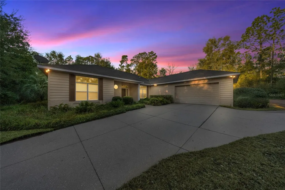 20698 SW 93RD LANE ROAD Dunnellon, FL 34431