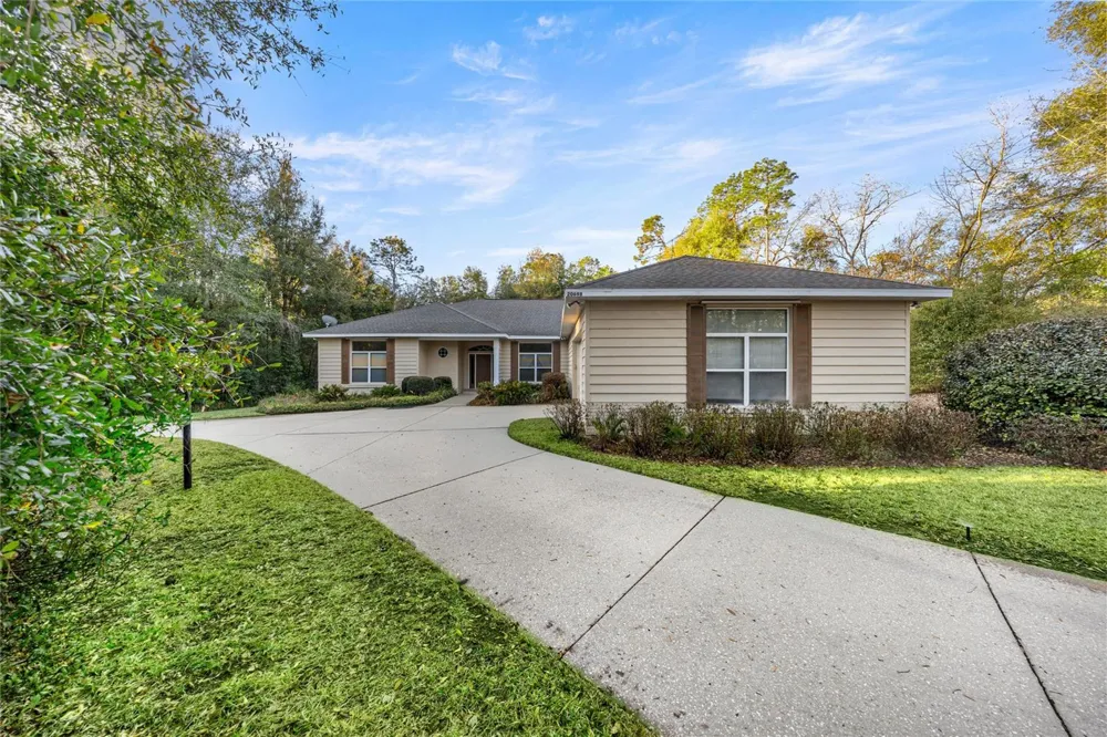 20698 SW 93RD LANE ROAD Dunnellon, FL 34431