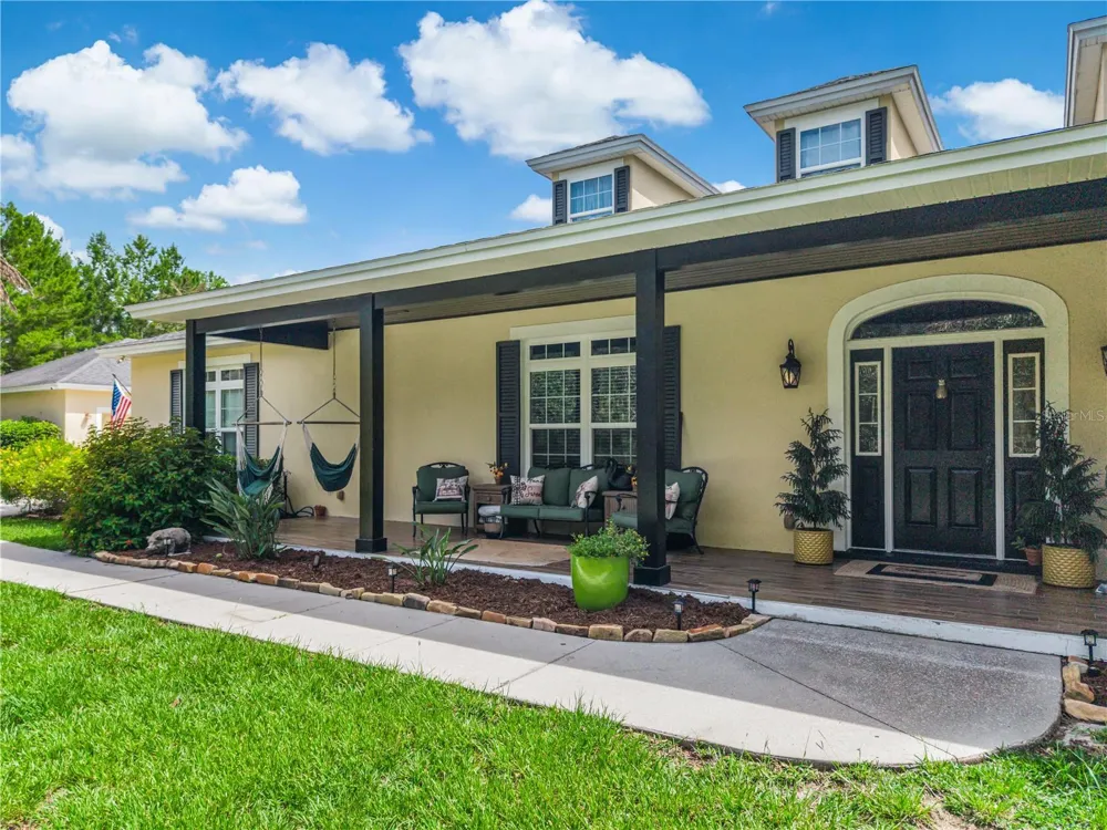 450 VALLEY STREAM DRIVE Geneva, FL 32732