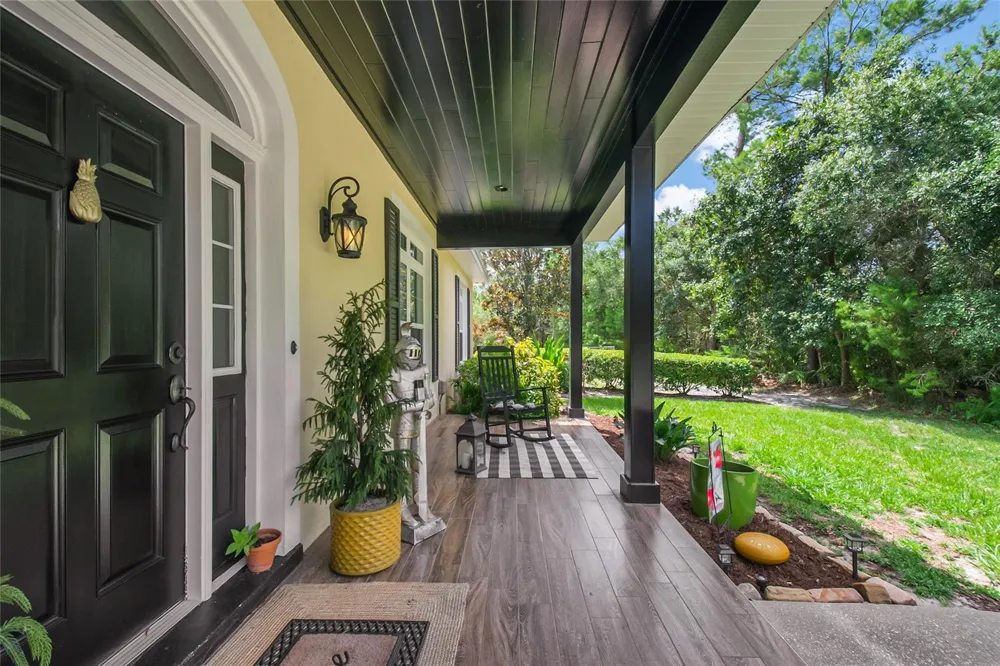 450 VALLEY STREAM DRIVE Geneva, FL 32732