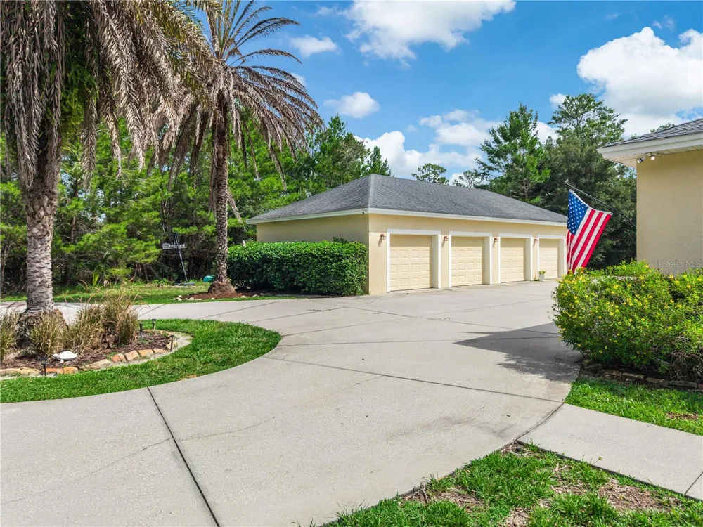 450 VALLEY STREAM DRIVE Geneva, FL 32732