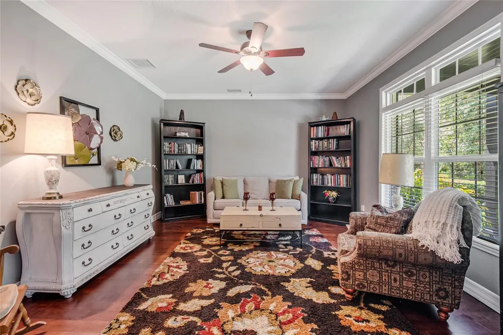 450 VALLEY STREAM DRIVE Geneva, FL 32732