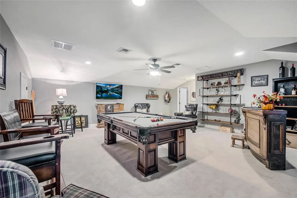 450 VALLEY STREAM DRIVE Geneva, FL 32732