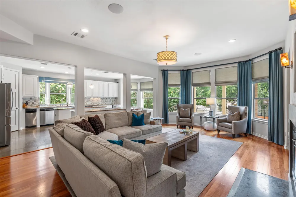 3900 Simon Ridge Court Cedar Park, TX 78613