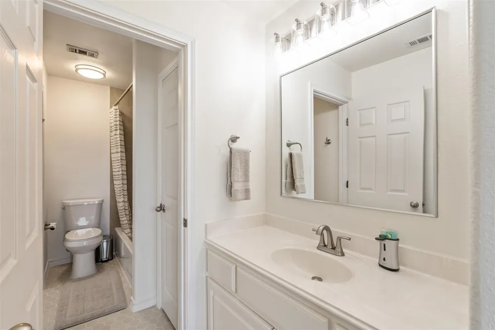3900 Simon Ridge Court Cedar Park, TX 78613
