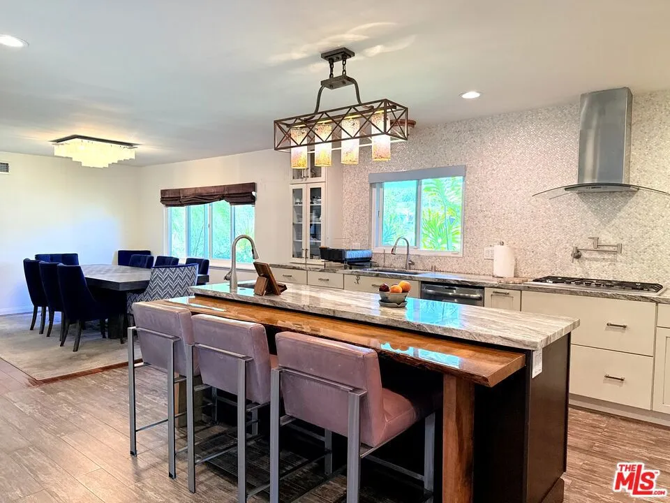 5500 Shenandoah Avenue Los Angeles, CA 90056