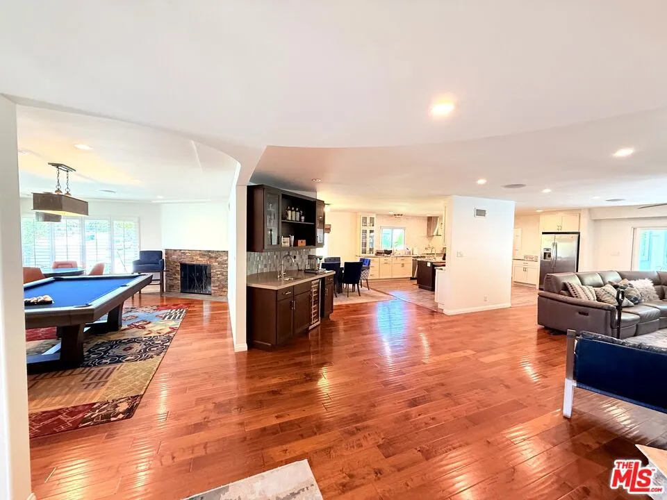 5500 Shenandoah Avenue Los Angeles, CA 90056