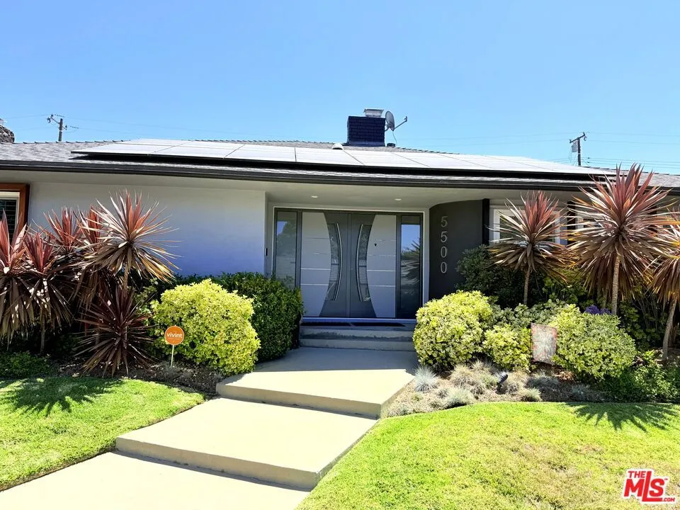 5500 Shenandoah Avenue Los Angeles, CA 90056