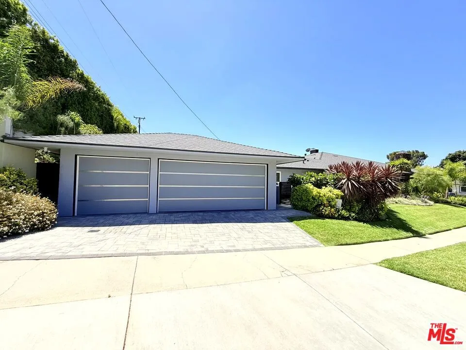 5500 Shenandoah Avenue Los Angeles, CA 90056