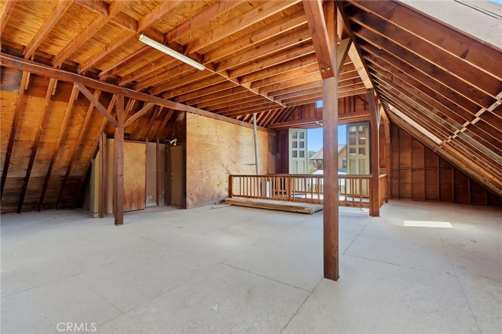31061 Palm Exeter, CA 93221