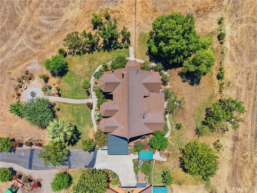 31061 Palm Exeter, CA 93221