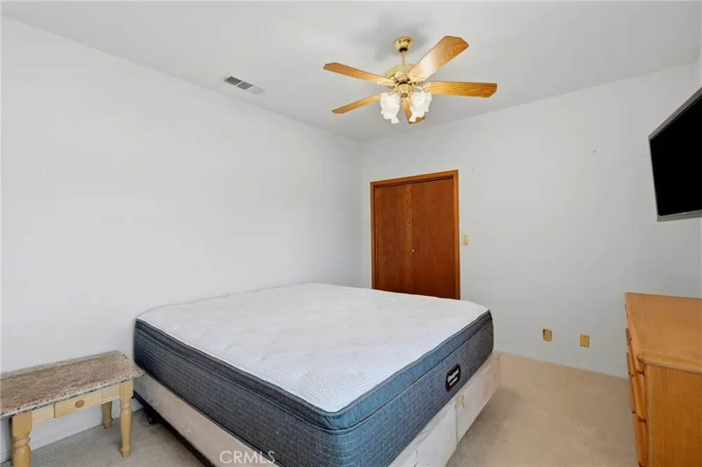 31061 Palm Exeter, CA 93221