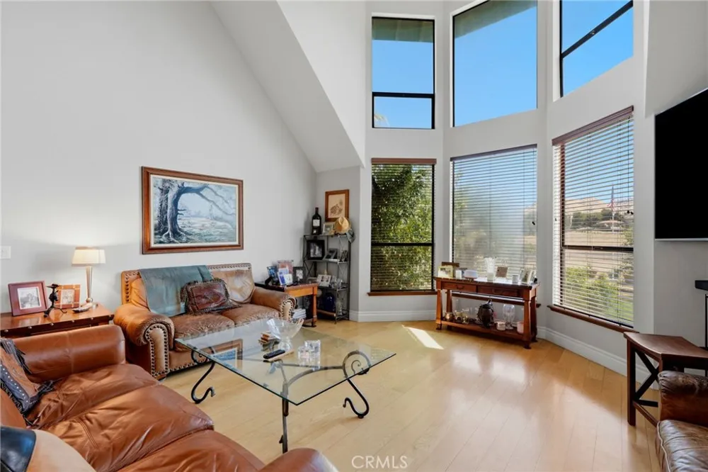 31061 Palm Exeter, CA 93221