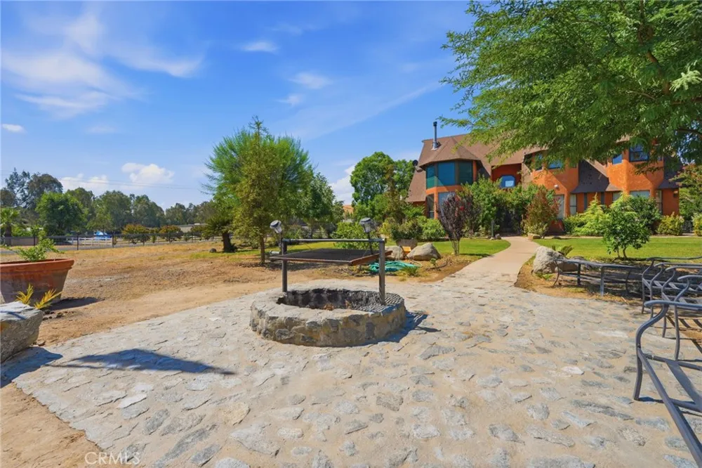 31061 Palm Exeter, CA 93221