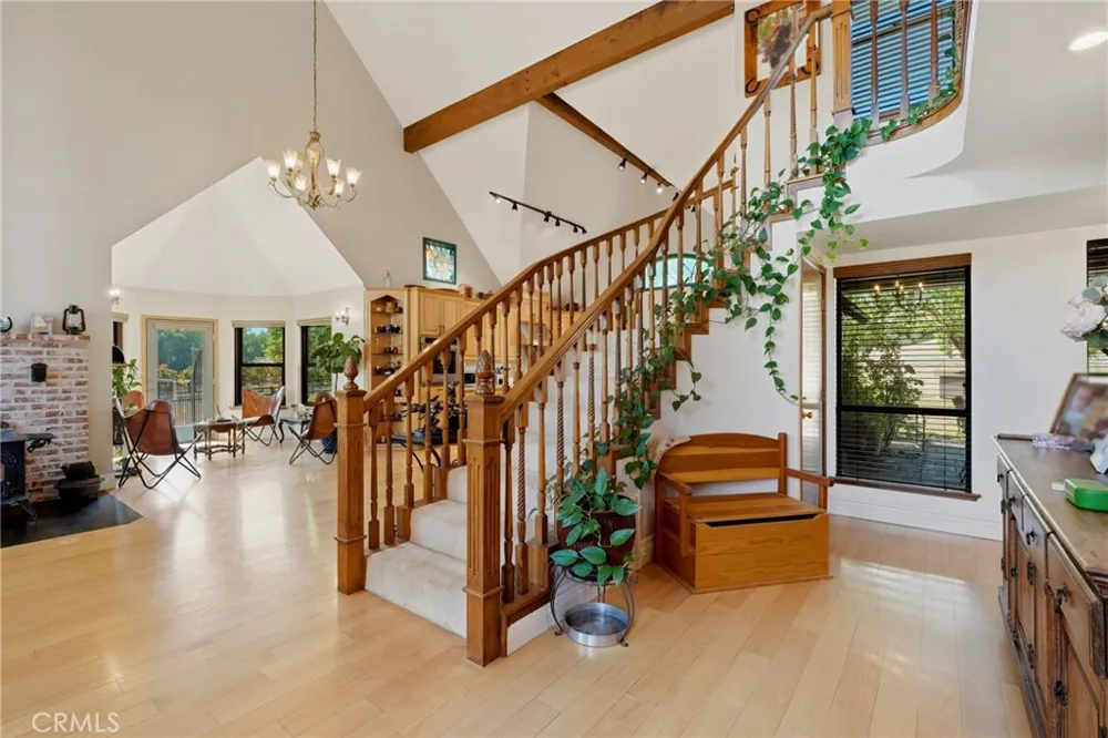 31061 Palm Exeter, CA 93221