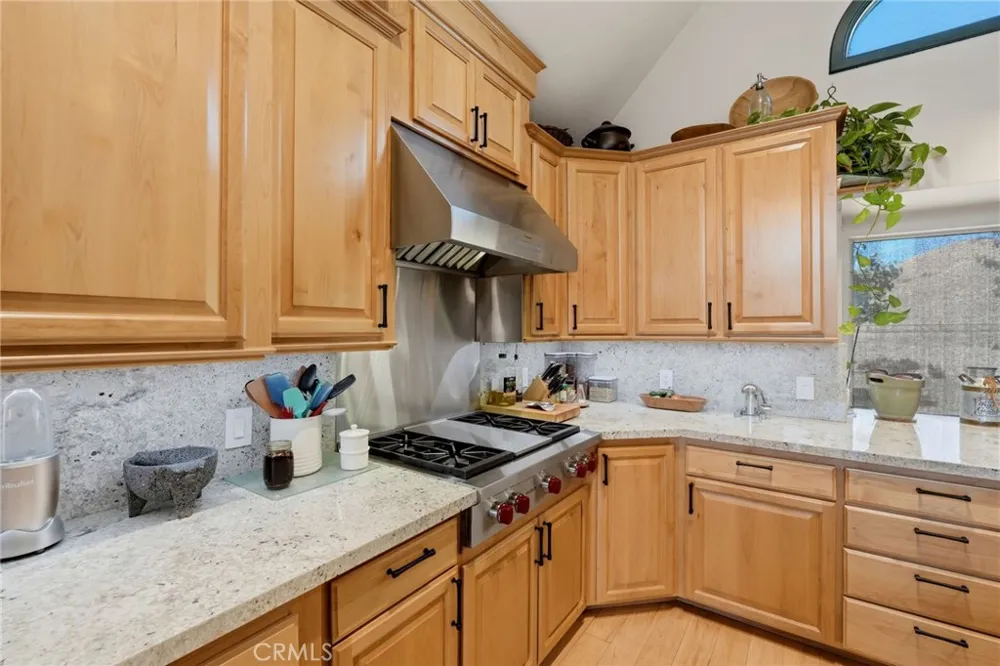31061 Palm Exeter, CA 93221