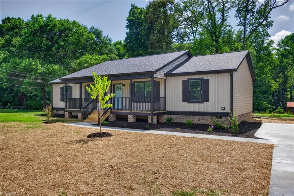 1094 Kerner Road Kernersville, NC 27284