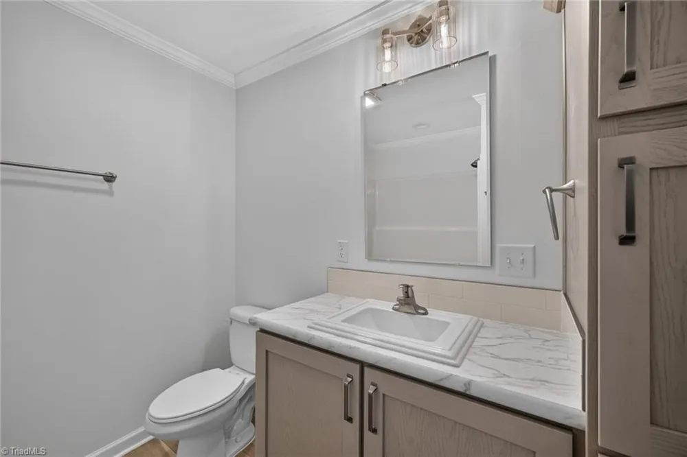 1094 Kerner Road Kernersville, NC 27284