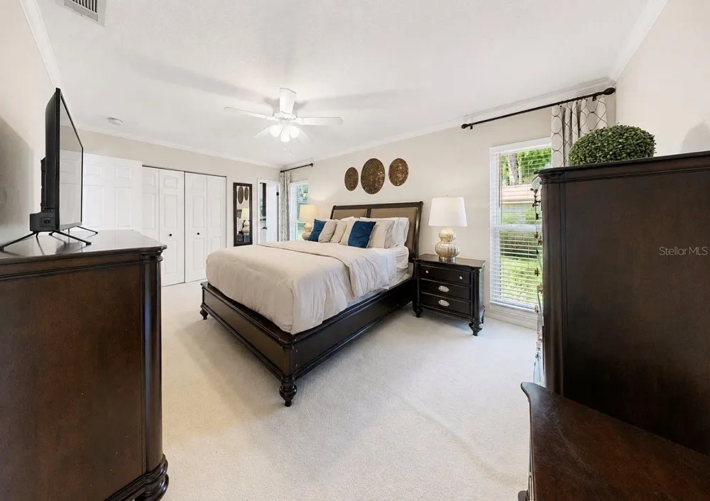1005 HIGHGROVE COURT Valrico, FL 33596