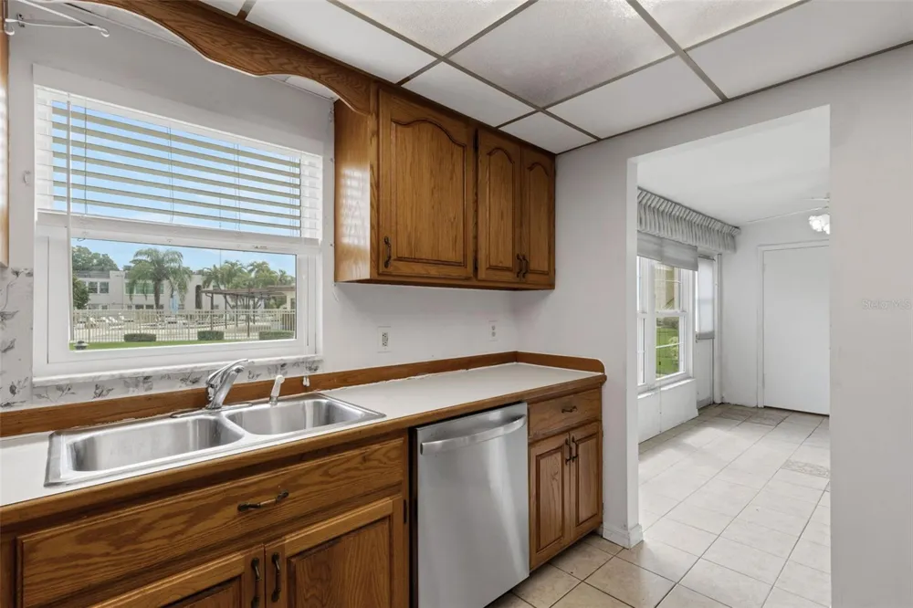 114 FERNWOOD CIRCLE #114 Seminole, FL 33777