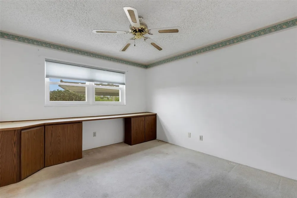 114 FERNWOOD CIRCLE #114 Seminole, FL 33777