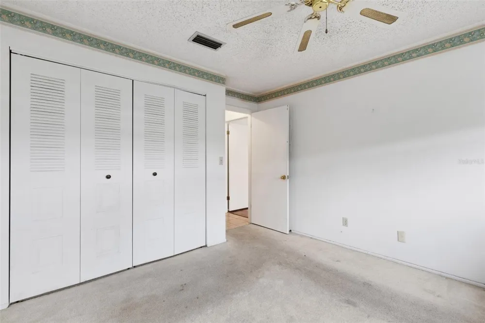 114 FERNWOOD CIRCLE #114 Seminole, FL 33777