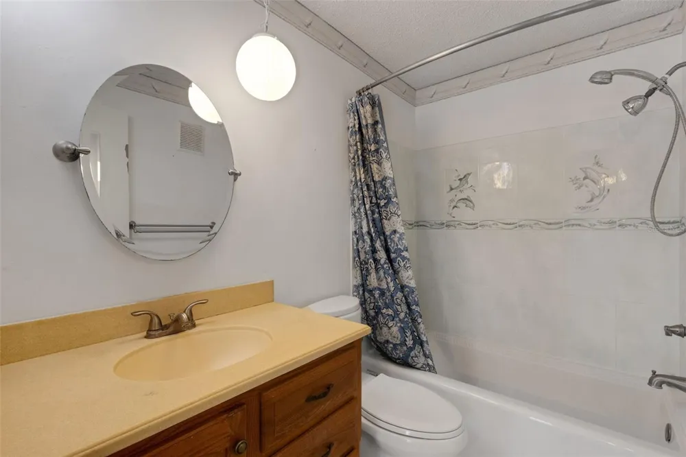 114 FERNWOOD CIRCLE #114 Seminole, FL 33777