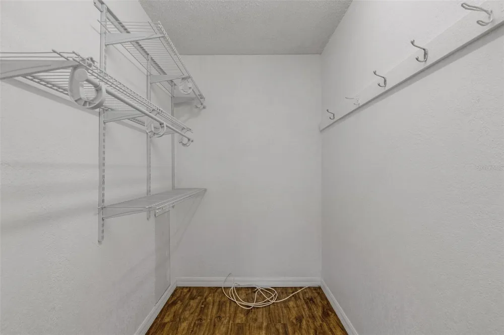 114 FERNWOOD CIRCLE #114 Seminole, FL 33777