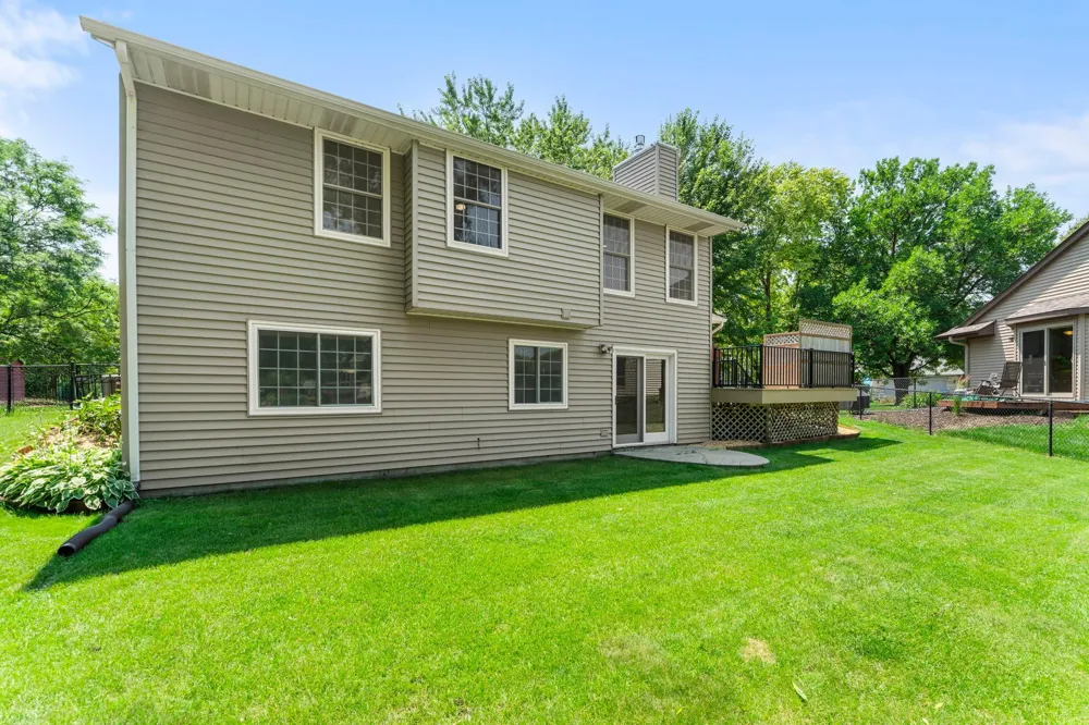 6522 Gray Fox Curve Chanhassen, MN 55317