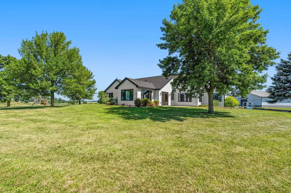 46445 250th Street Gaylord, MN 55334