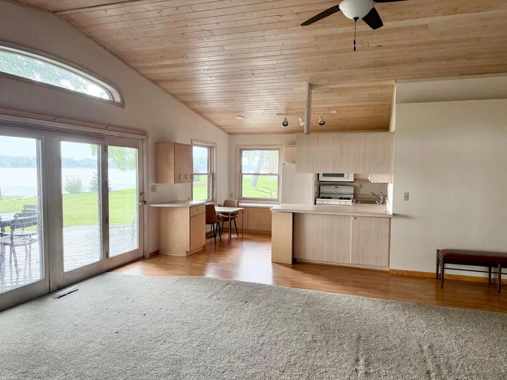 1037 Hamlet Drive Avon, MN 56310
