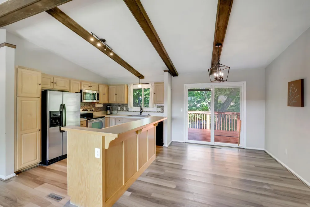 2741 Xylon Avenue New Hope, MN 55427