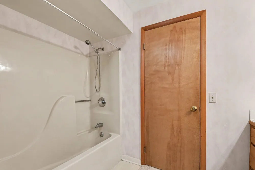 2779 Mulford Drive SE Grand Rapids, MI 49546