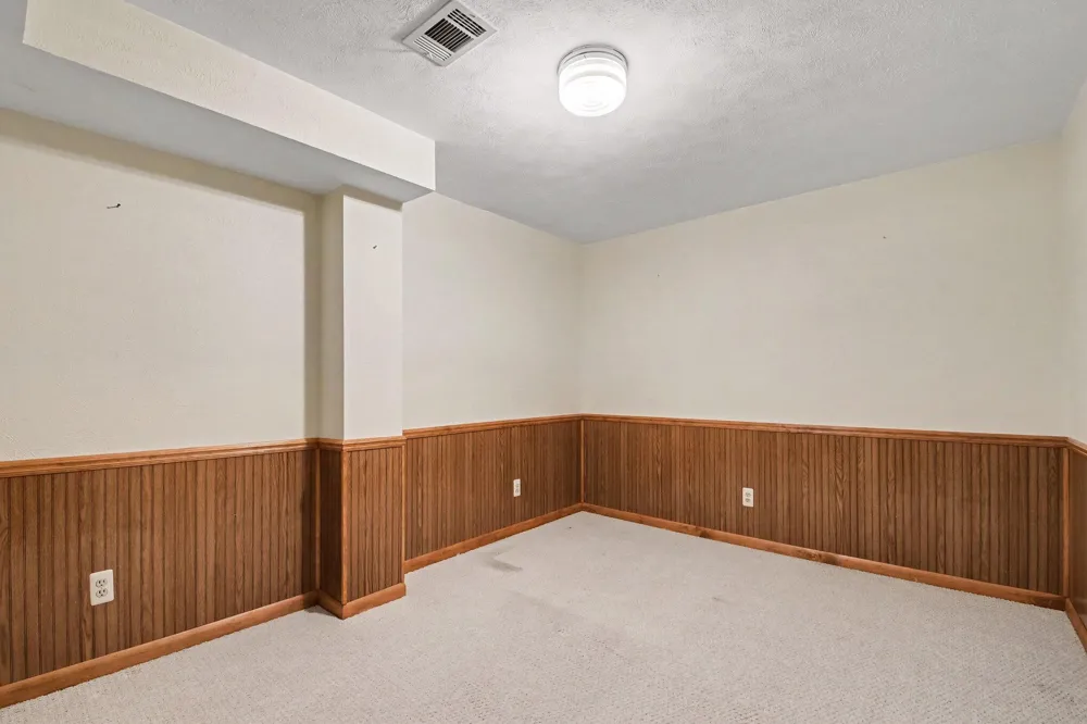2779 Mulford Drive SE Grand Rapids, MI 49546