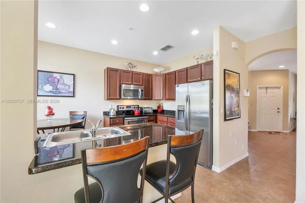 2851 W Prospect Rd #1307 Tamarac, FL 33309