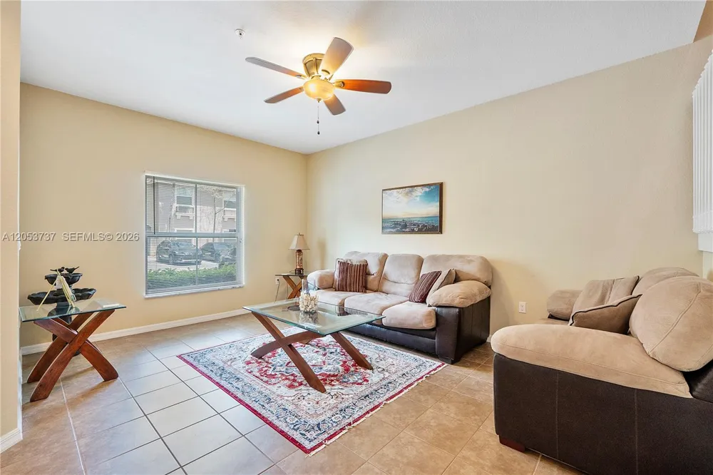 2851 W Prospect Rd #1307 Tamarac, FL 33309