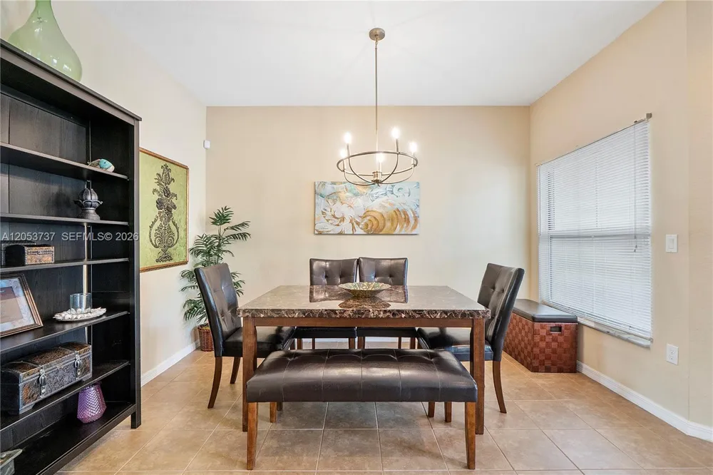 2851 W Prospect Rd #1307 Tamarac, FL 33309
