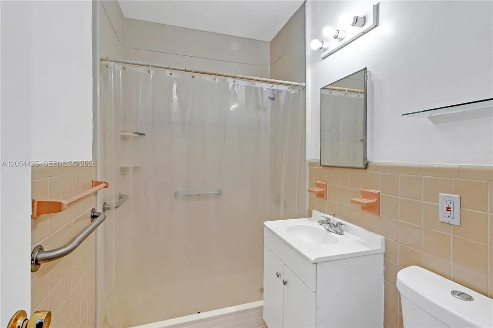 6580 E Santona St #A37 Coral Gables, FL 33146