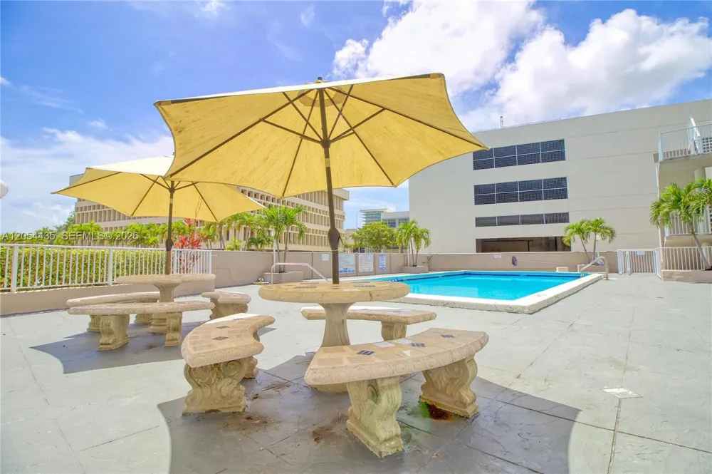 6580 E Santona St #A37 Coral Gables, FL 33146