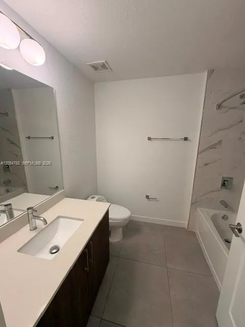 1005 Spring Garden Rd #114 Miami, FL 33136