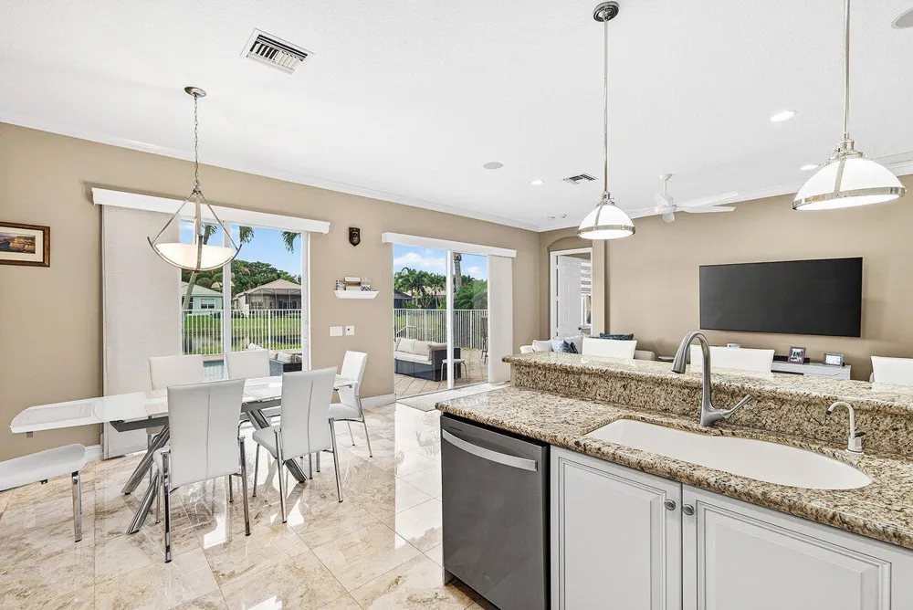 10888 Deer Park Lane Boynton Beach, FL 33437