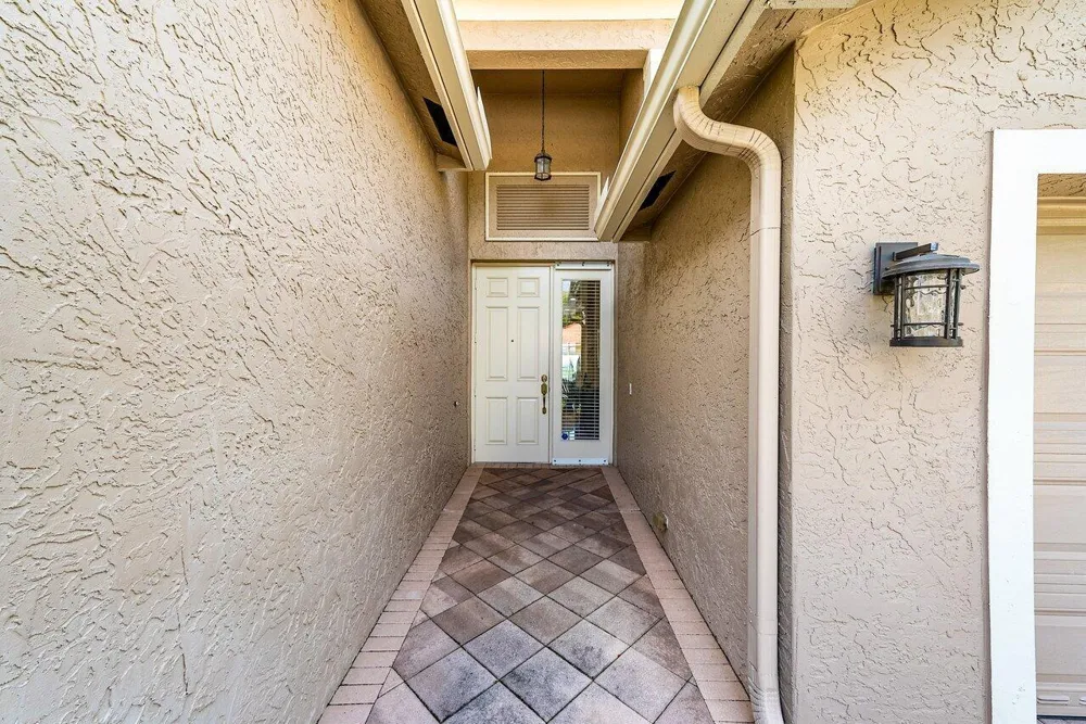 10888 Deer Park Lane Boynton Beach, FL 33437