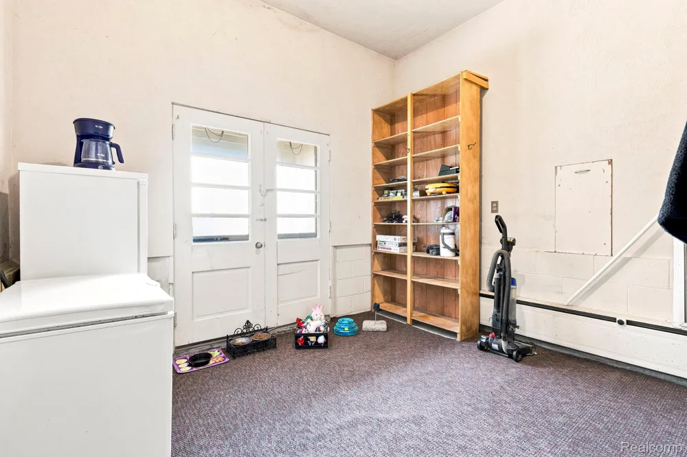 9735 Dolan Road Columbus Township, MI 48063
