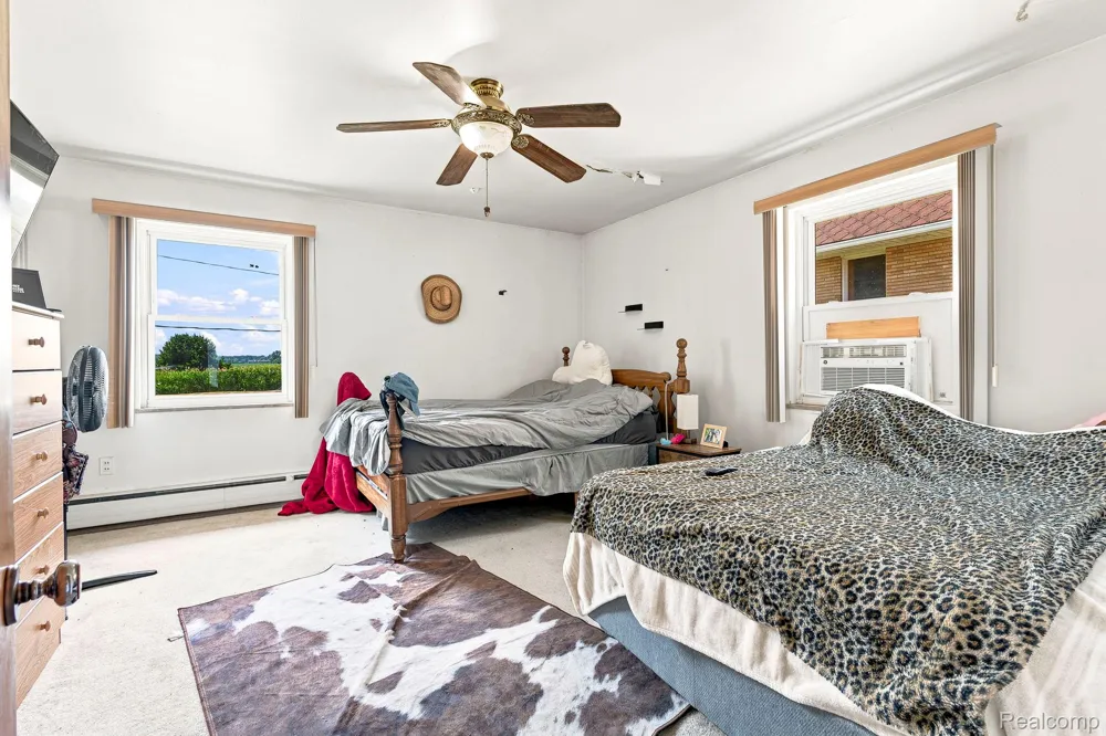 9735 Dolan Road Columbus Township, MI 48063